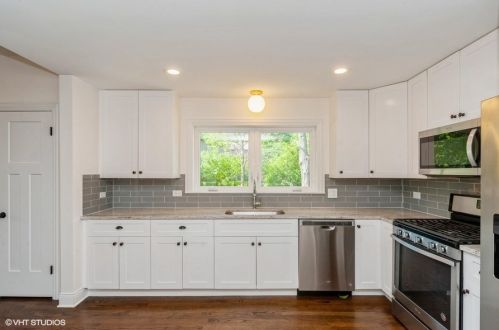 1804 Midland Ave, Highland Park, IL 60035-2851