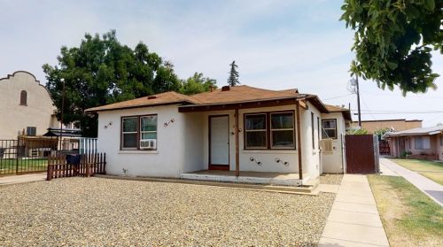 215 G St, Madera, CA 93637-3512
