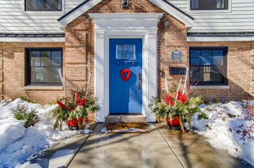 4636 Howard Ave, Western Springs, IL 60558-1655