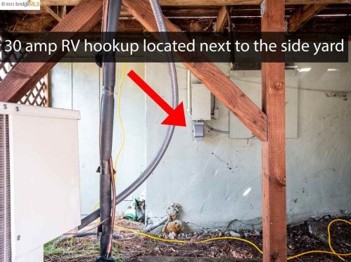 990 Maytum Ave, Sebastopol, CA 95472-4437