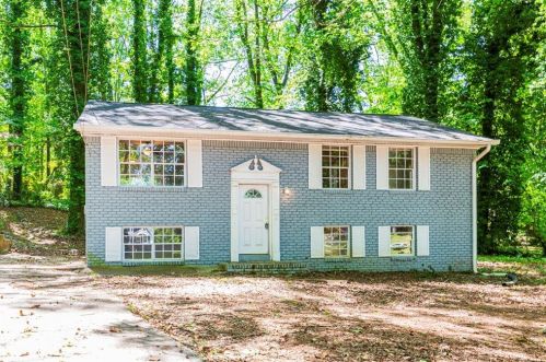 6495 Boca Raton Ct, Forest Park, GA 30297-3415