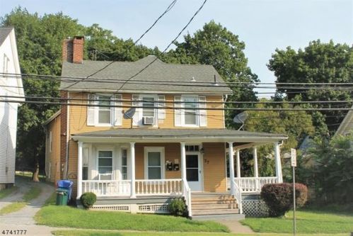 77 High St, Fredon, NJ 07860-1707