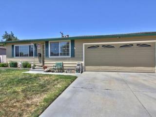 71 Saint Brendan Way, Salinas, CA 93906-3717