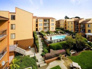 5285 Diamond Heights Blvd, San Francisco CA  94131-2153 exterior