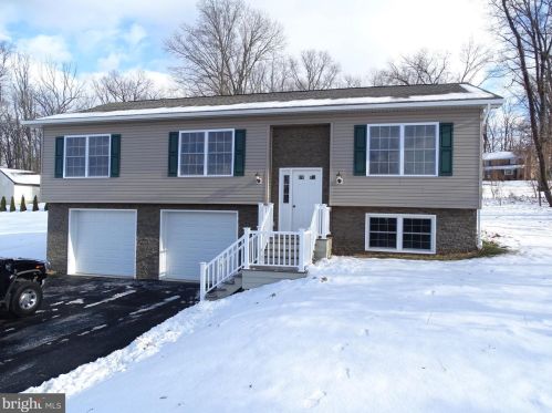 3500 Messersmith Rd, York, PA 17408-8893