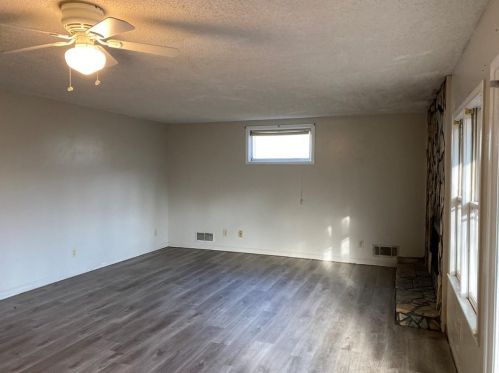 2494 Northbrook Rd, Lithonia, GA 30039-4215