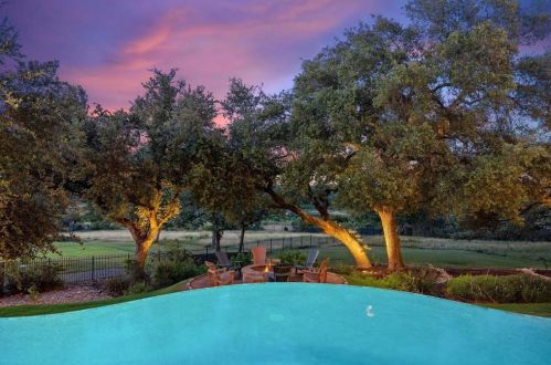 17837 Flagler Dr, Austin TX  78738-7630 exterior