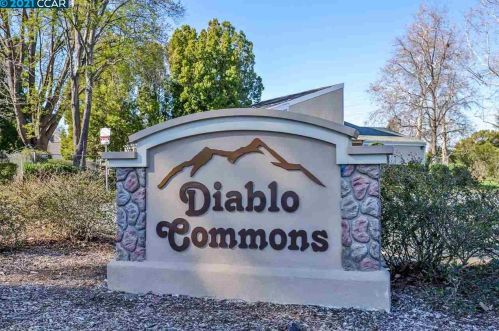 1255 Kenwal Rd, Concord CA  94521-3857 exterior