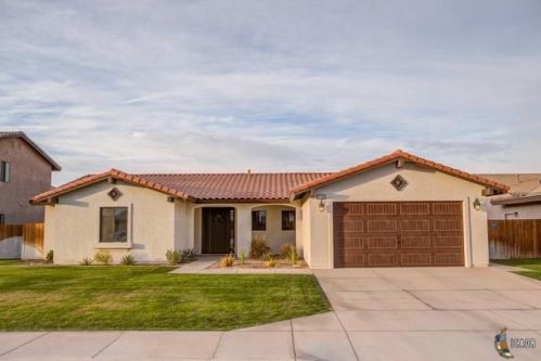 1159 Calle Del Cielo, Brawley, CA 92227-7740