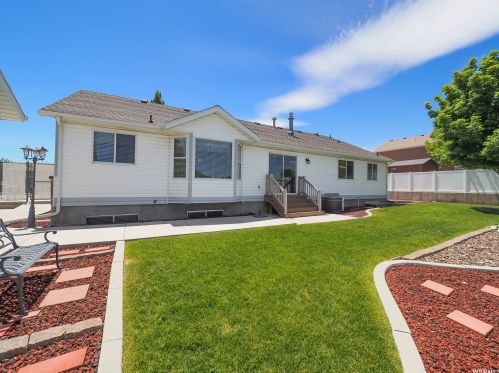 4662 8450, Taylorsville UT exterior