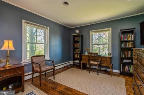 240 Bunker Hill Rd, Princeton NJ 08540-8514 exterior