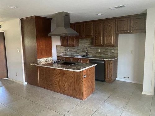 416 Everest Ct, Cedar Hill TX 75104-2227 exterior