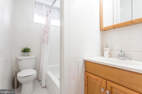 1925 11 St, Philadelphia PA 19147-1976 exterior