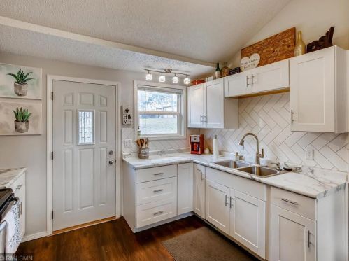 500 Ferndale St, Saint Paul MN  55119-4166 exterior