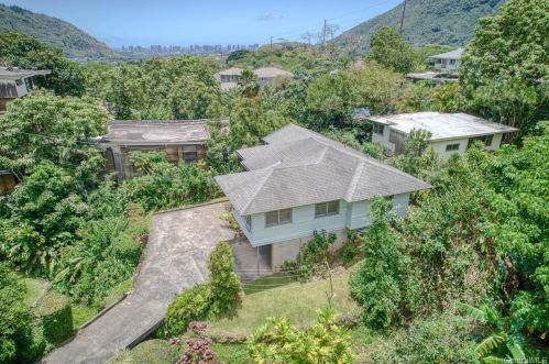 3680 Alani Dr, Honolulu HI  96822-1414 exterior