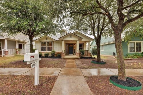 618 Fairway, Uhland TX  78640-8755 exterior