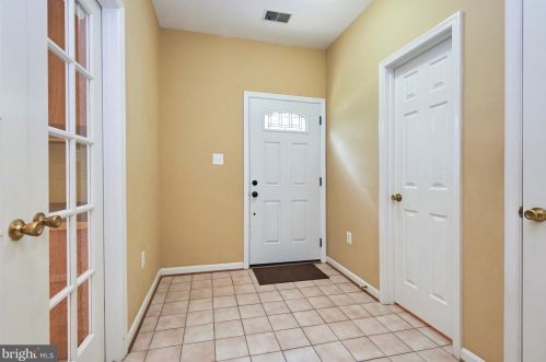 13492 Stanton Pl, Herndon, VA 20171-4365