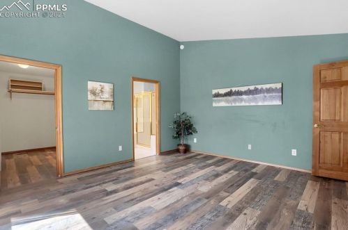 2720 Sunnywood Ave, Woodland Park CO 80863-9401 exterior