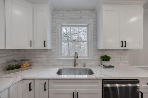 170 Huntcliff Pt, Atlanta GA  30350-1601 exterior