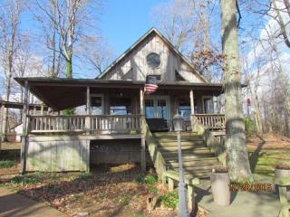 1086 Emerson Rd, Gates, TN 38037-6034
