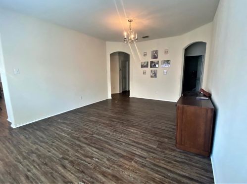1248 Mountain Air Trl, Fort Worth TX  76131-5445 exterior