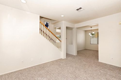 17446 Meadow Rock Dr, Riverside CA  92503-8706 exterior