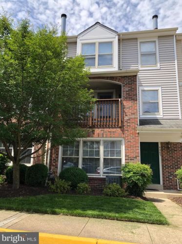 4065 Chetham Way, Woodbridge, VA 22192-5082