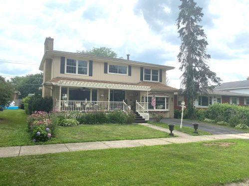 3723 215th St, Matteson, IL 60443-3706