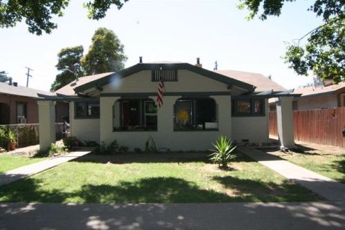 241 Bodem St, Modesto, CA 95350-6105
