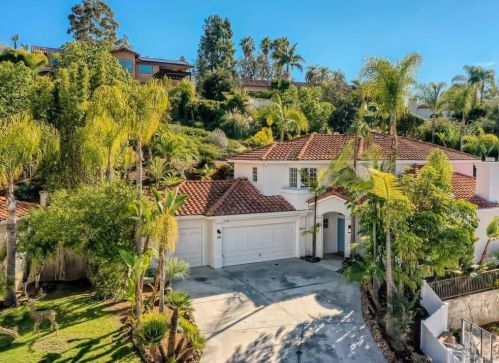 6824 Luciernaga Ct, Carlsbad, CA 92009-5817