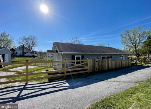6 Conner Bowers Rd, Hedgesville, WV 25427-5467