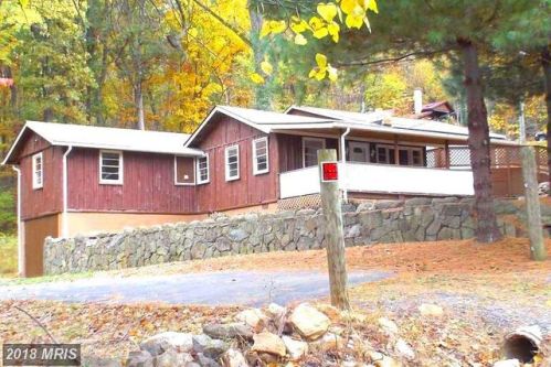 1515 Khyber Pass Rd, Linden, VA 22642-5717