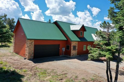 2221 Sigler Dr, Sangre De Cristo Ranches CO exterior