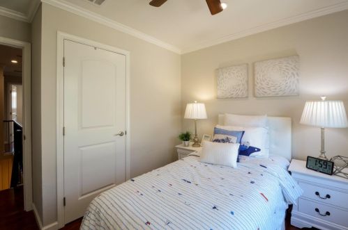 393 Temple Dr, Milpitas CA 95035-4759 exterior