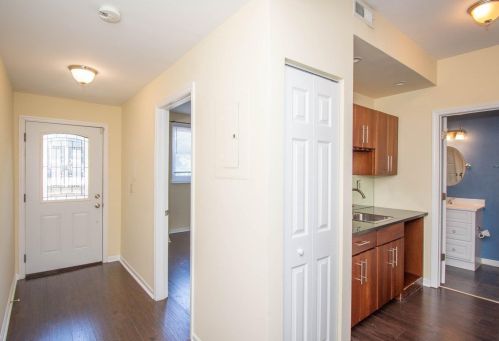 947 Auburnview Dr, Cincinnati OH  45206-2582 exterior