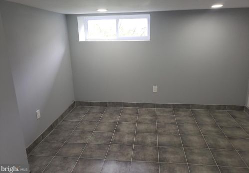 4816 10th St, Philadelphia PA  19141-3930 exterior