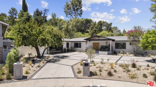 17227 Benner Pl, Van Nuys, CA 91316-3908