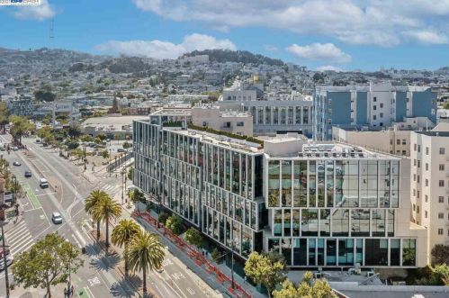 8 Buchanan St, San Francisco CA  94102-6225 exterior