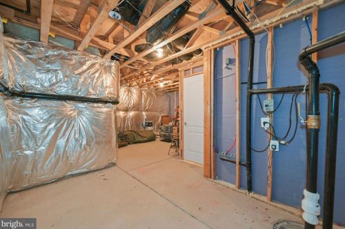 63 Spinnaker Dr, Mount Laurel NJ 08054-6107 exterior