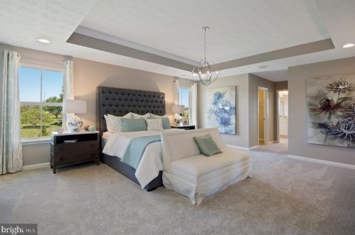 43 Winifred Dr, Hanover PA 17331 exterior