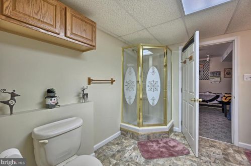 2332 Walnut Bottom Rd, Carlisle PA  17013-3740 exterior