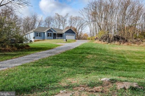 6312 Martinsburg Pike, Shepherdstown, WV 25443-4663