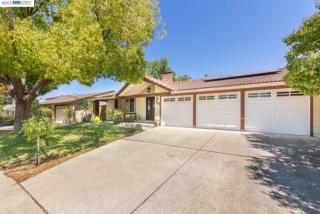 932 Florence Rd, Livermore, CA 94550-5541