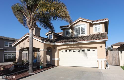 1806 Citrus Ct, Santa Maria, CA 93458-7408