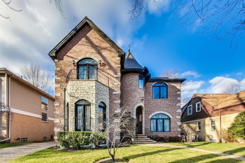 6960 Mcalpin Ave, Chicago, IL 60646-1141