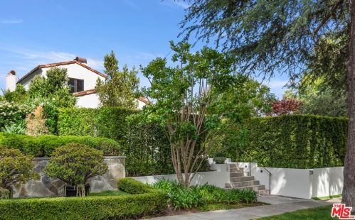 229 22nd St, Santa Monica, CA 90402-2505