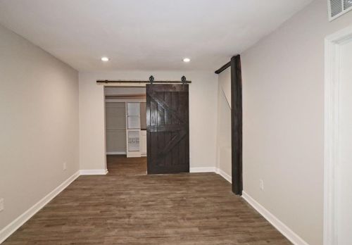 1373 Benteen Way, Atlanta GA  30315-3103 exterior