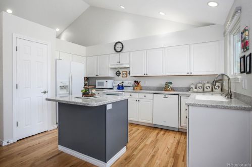 1515 Richfield Way, Denver CO  80017-5273 exterior