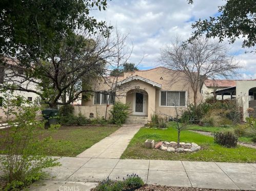 625 Buena Vista St, Redlands, CA 92373-5809