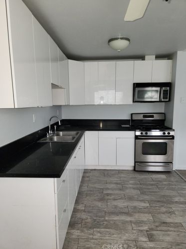 2109 Juno Ave, Anaheim CA  92804-4518 exterior